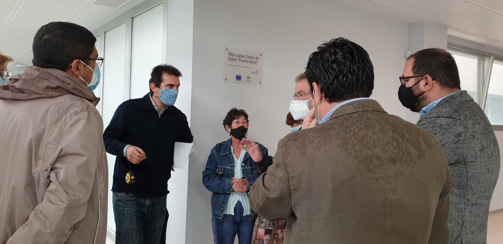 Un momento de la visita realizada nuevo al centro de salud.