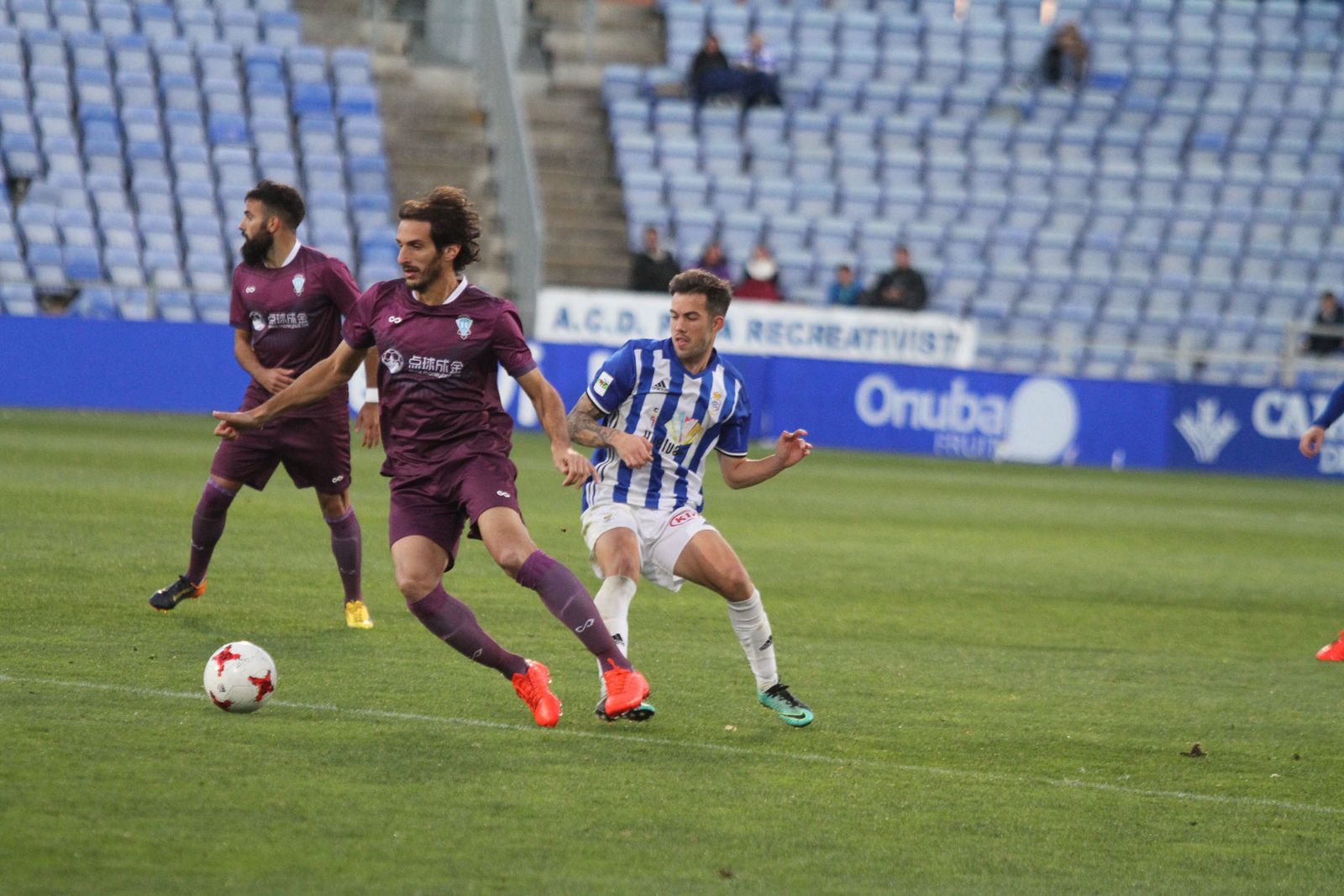 Imágenes del partido entre el Recreativo de Huelva y Jumilla