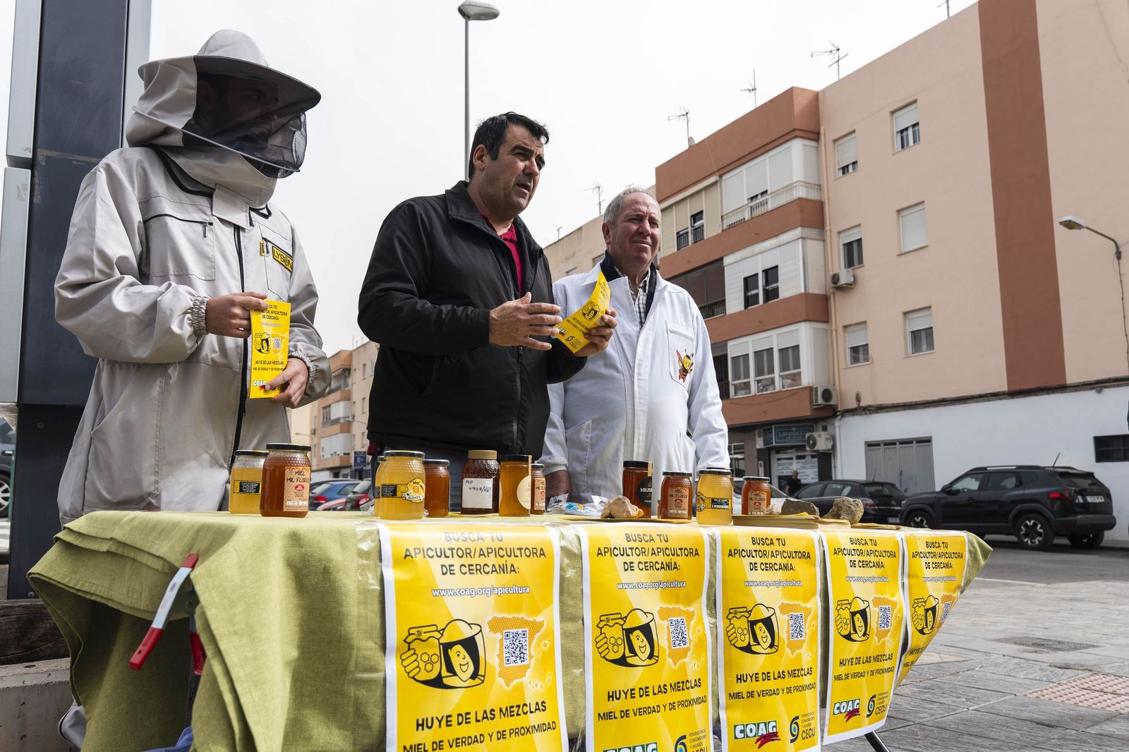 Las imágenes de las catas de miel en Almería