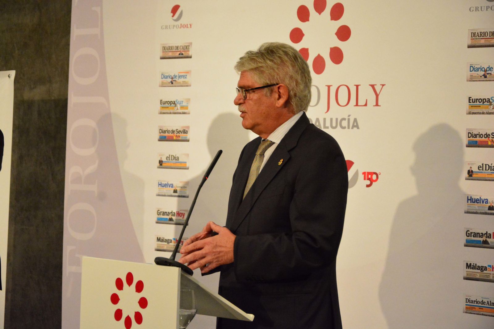 Las imágenes del ministro Alfonso Dastis en el Foro Joly