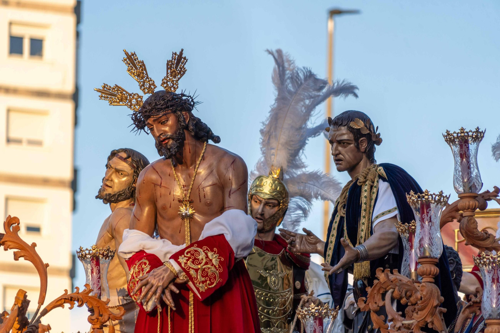 Martes Santo: Imágenes de la procesión de La Sentencia