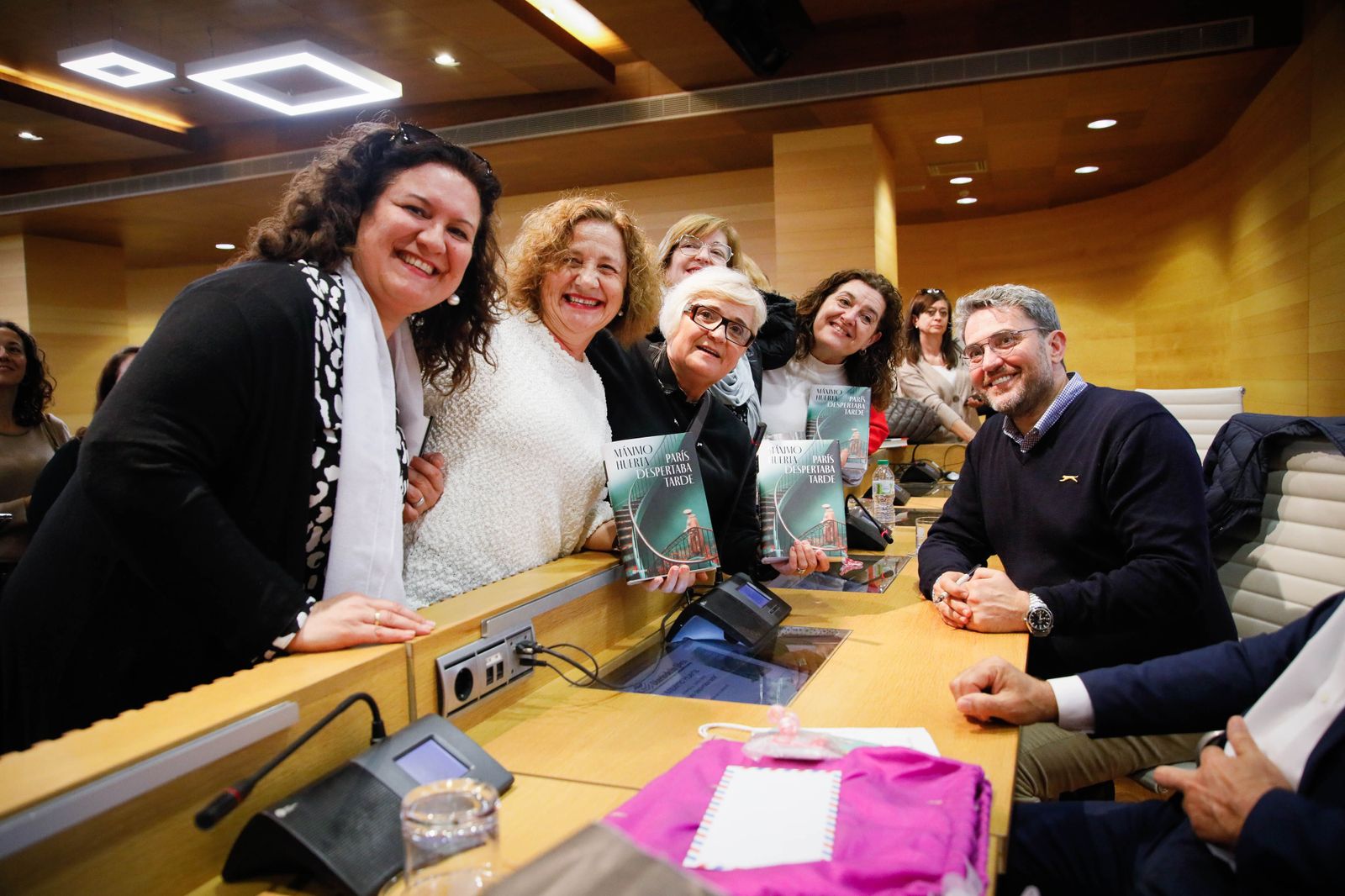 ¿Has estado en la presentación del libro de Máximo Huerta? Entra en la galería y buscate
