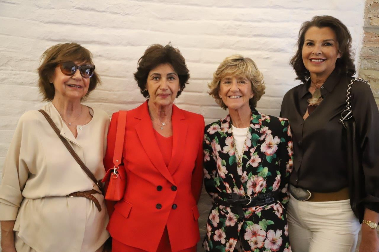 Isabel Redondo, Carmen Canorea, Concha Romero y Piluca Fernández