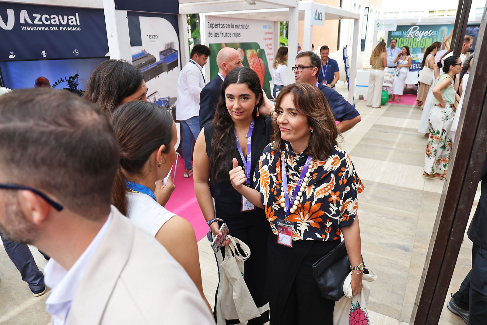 Imágenes del ambiente en el X Congreso de Frutos Rojos de Huelva