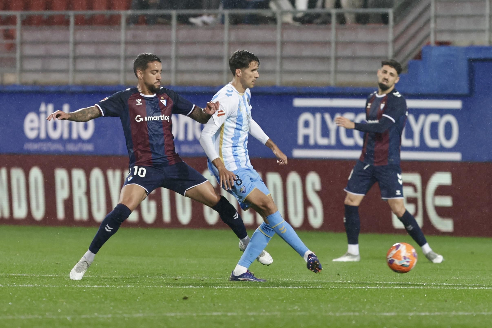 El Eibar-Málaga CF, en fotos