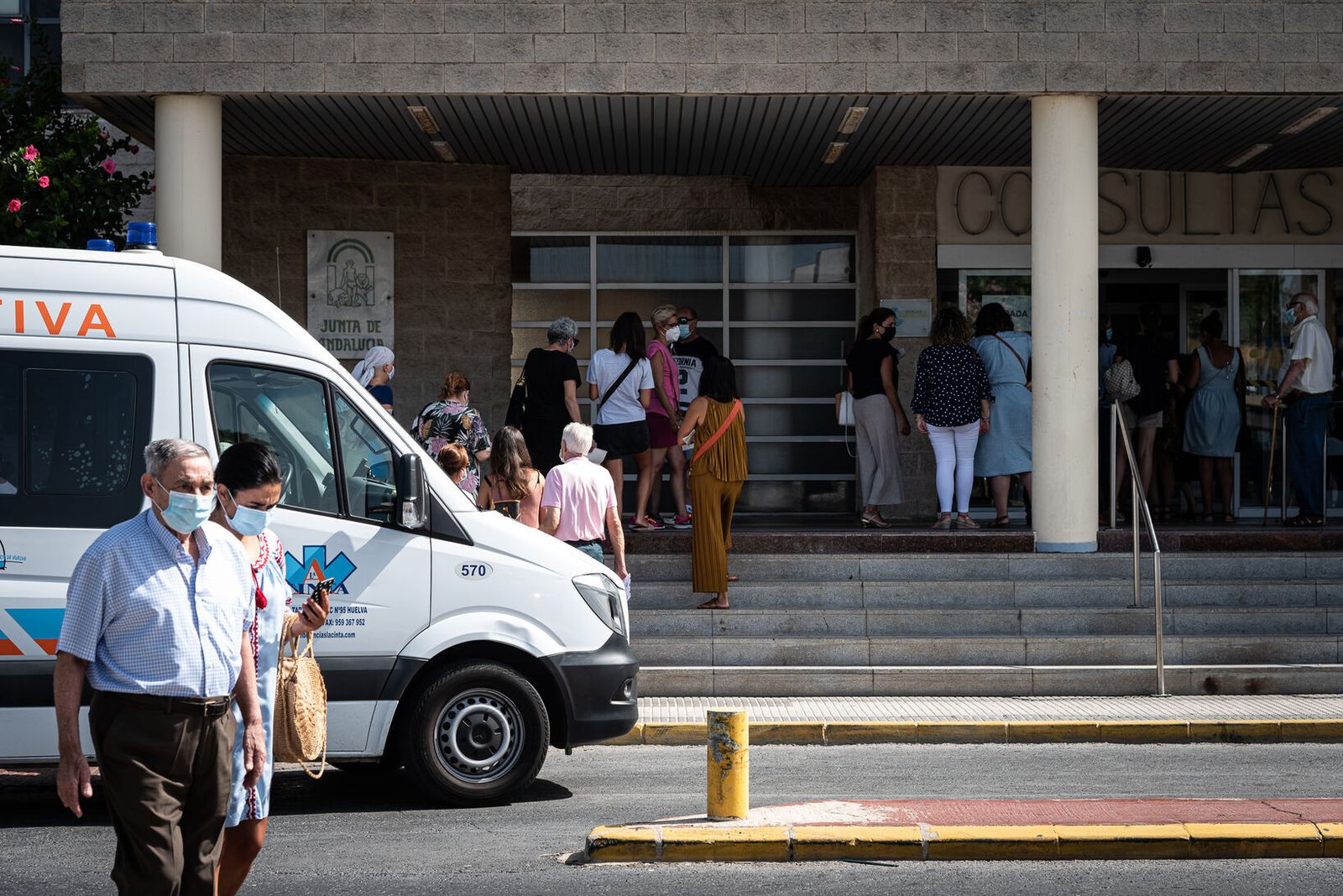 Área de consultas externas del Juan Ramón Jiménez.