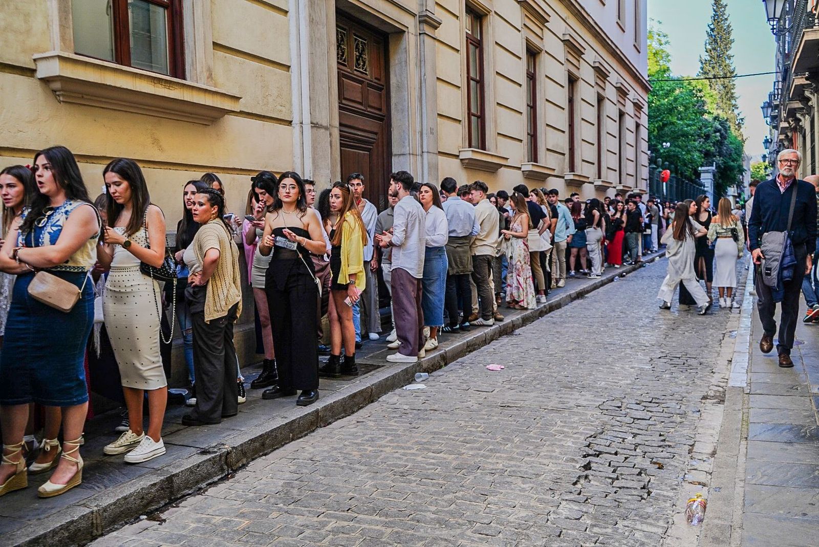 Los mejores momentos del primer día de Cruces en Granada en fotos