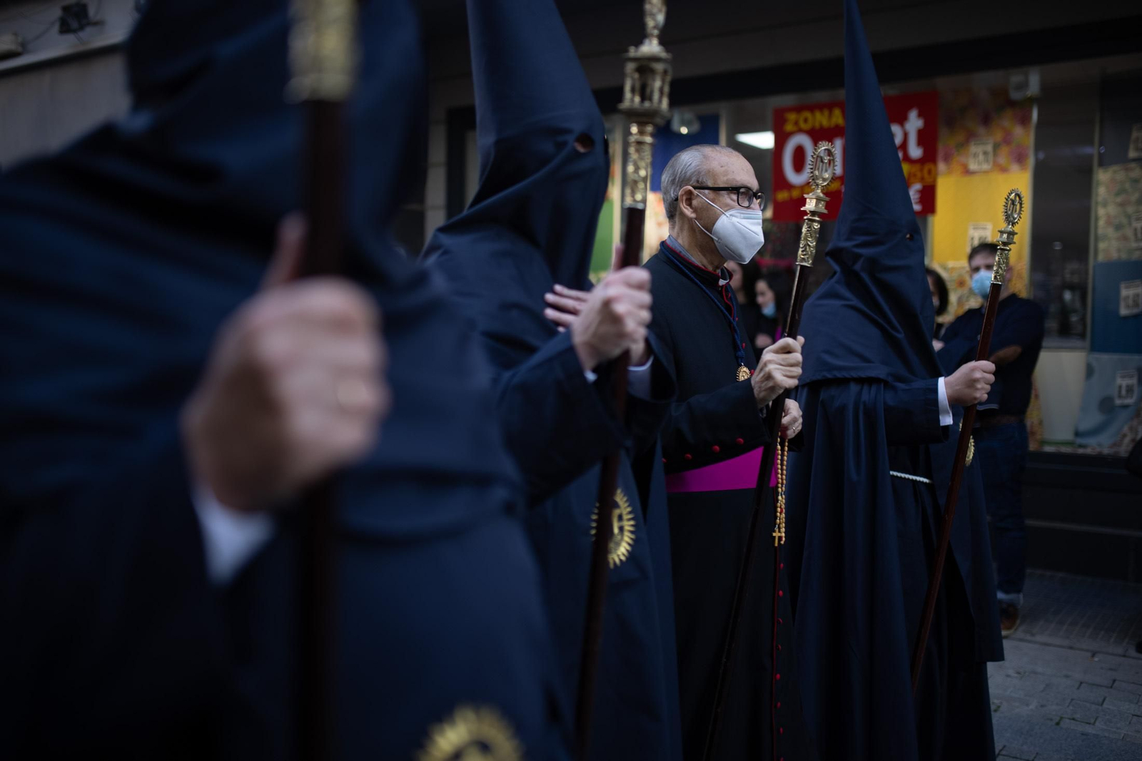 Imágenes del Miércoles Santo: Hermandad de la Santa Cruz