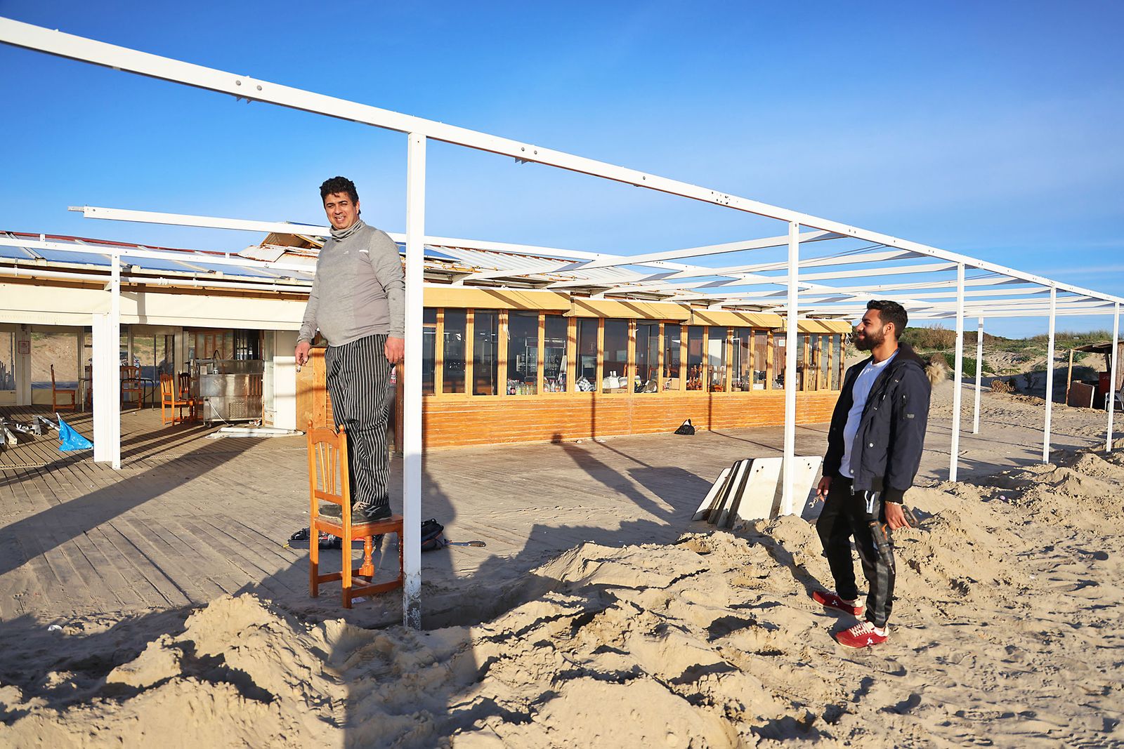 Las fotografías del cierre del chiringuito Der Matias