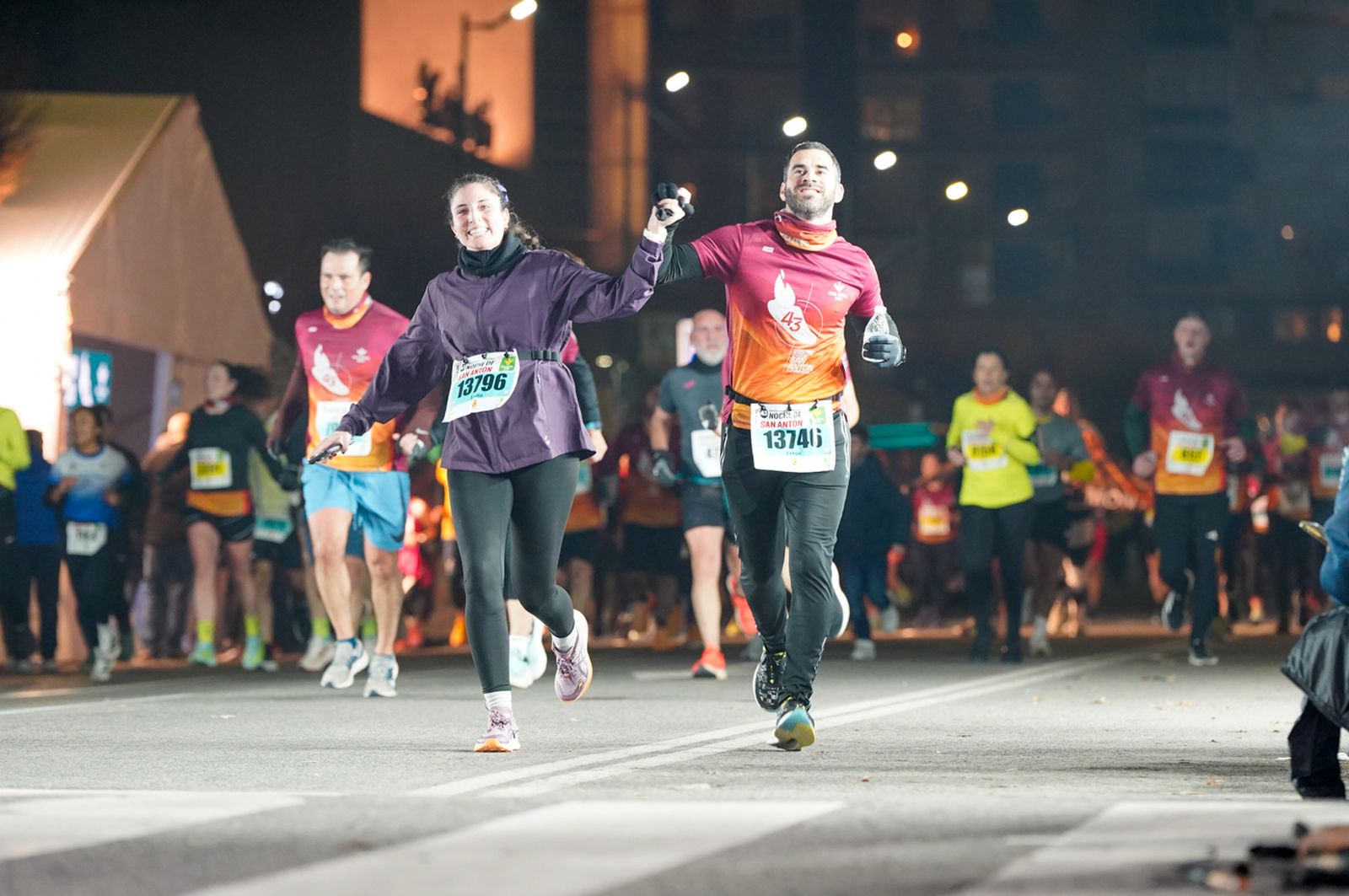 En imágenes: búscate en tu llegada a meta de la Carrera de San Antón 2026 (15)