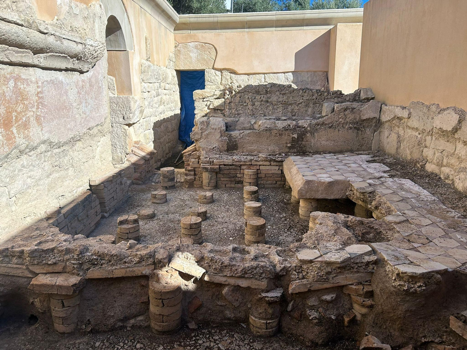 Termas de Torreparedones, en Baena.