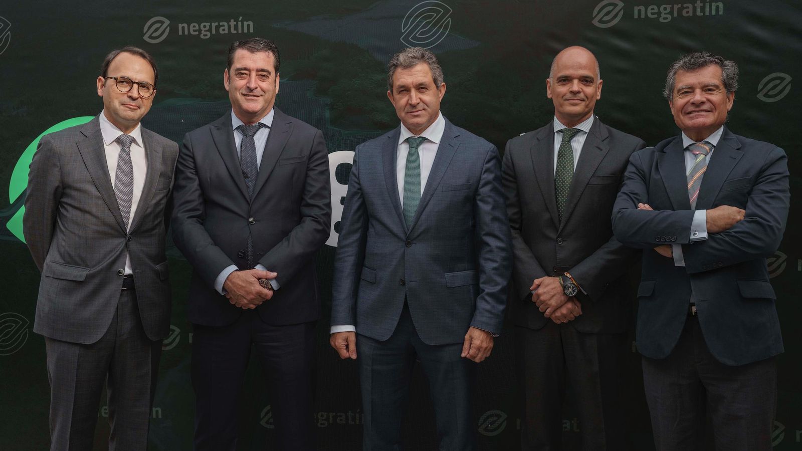 (De i-d) Alexandre Diez, consejero del Grupo Negratín; Celedonio Noguera, vicepresidente; Ángel Noguera, presidente; Enrique Díaz Hinojosa, CEO y Paco Martín, asesor del Consejo de Administración.