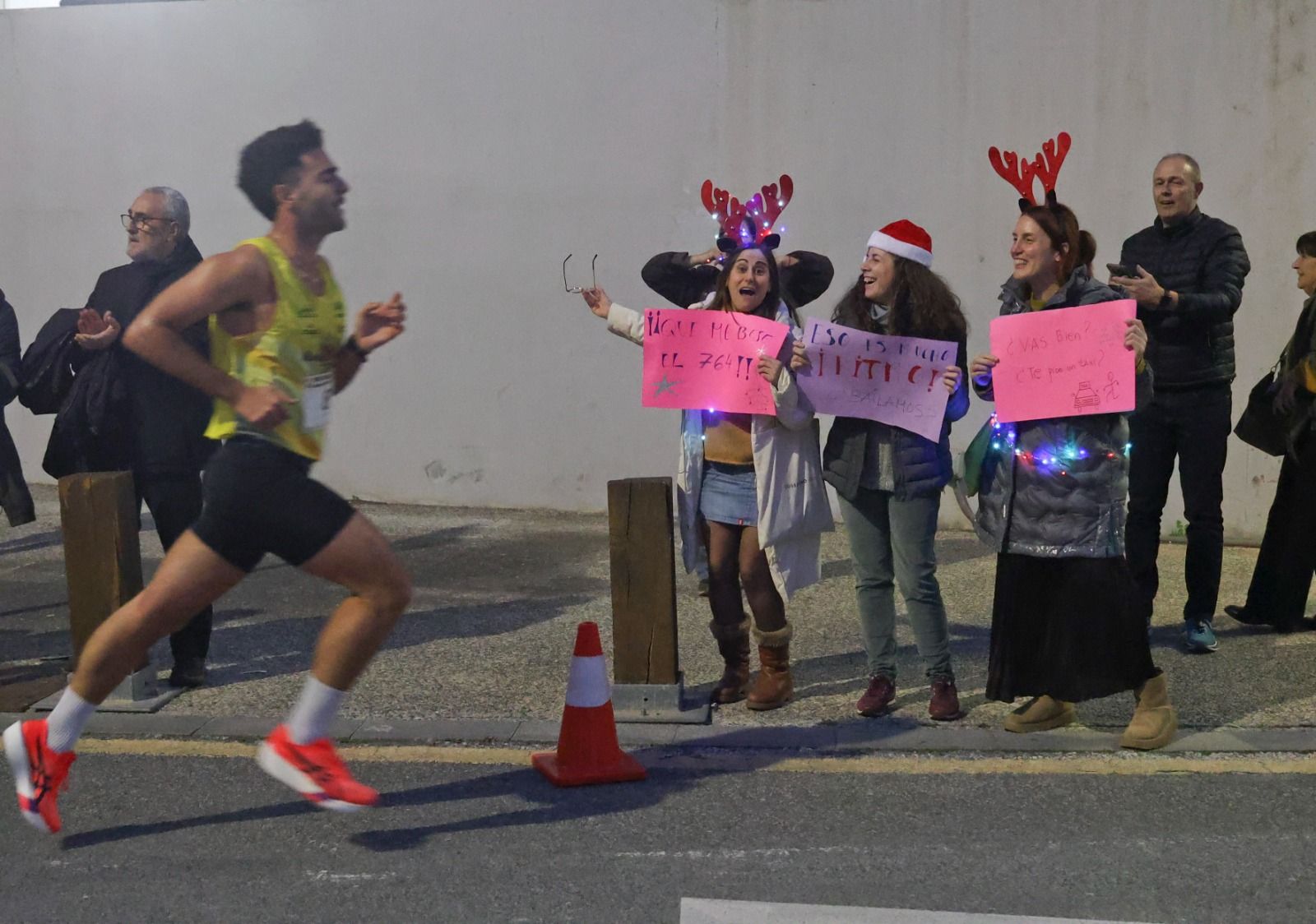 Las fotos de la San Silvestre del Real Club Mediterráneo en Málaga