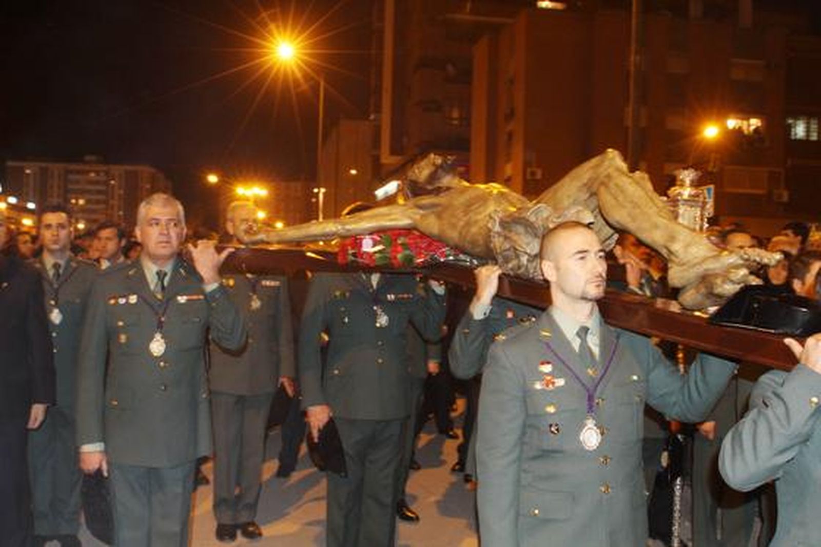 El Cristo de la Expiración no faltó a su cita con El Perchel.