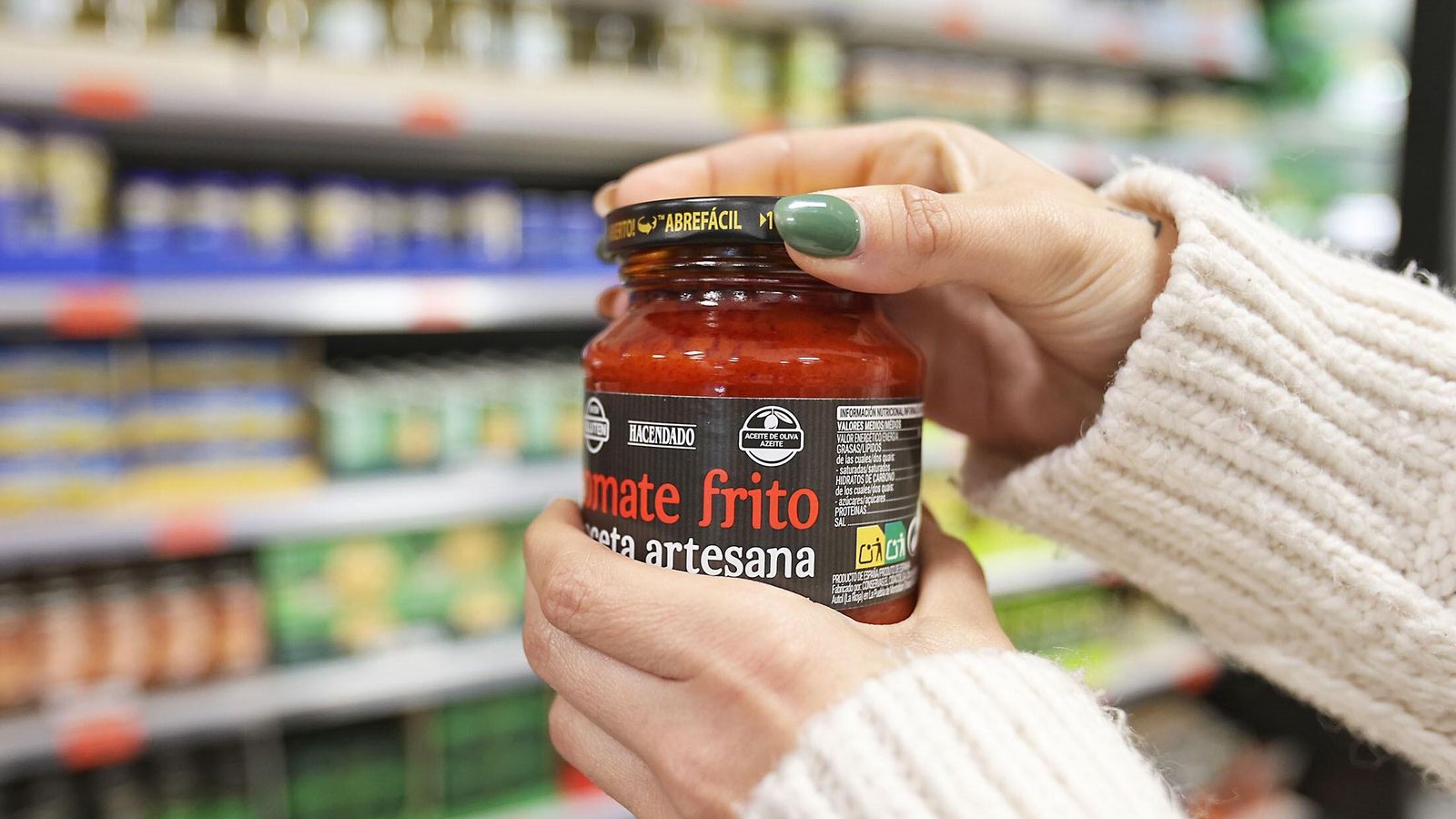 El revolucionario mecanismo de cierre del tomate frito, otro de los avances de Mercadona