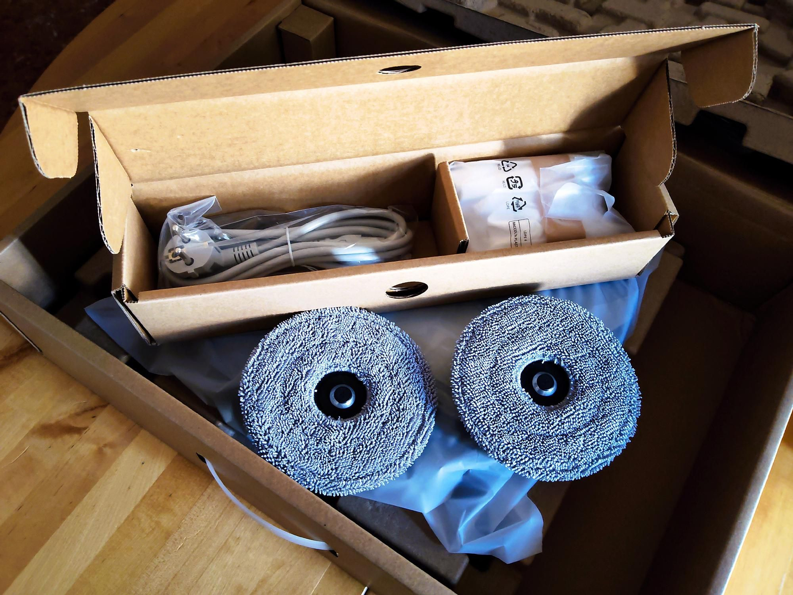 Robor aspirador Roborock Saros Z70