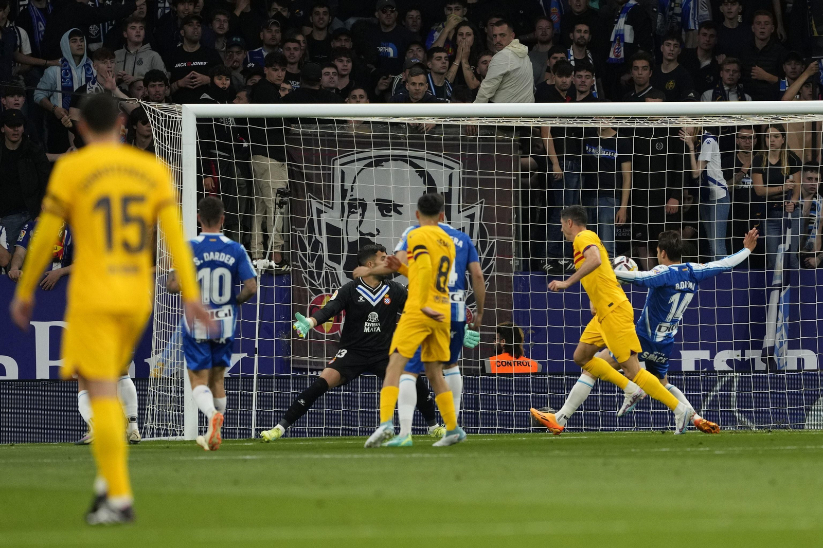 Las fotos de la celebración fallida del Barcelona ante el Espanyol