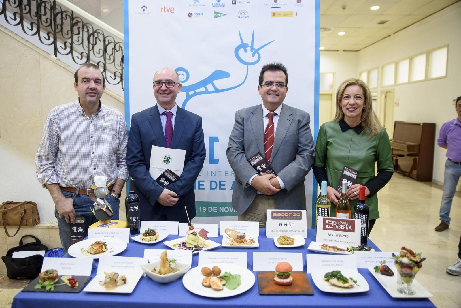 Enrique Iznaola, Diego García, Antonio J. Rodríguez y Lola de Haro.