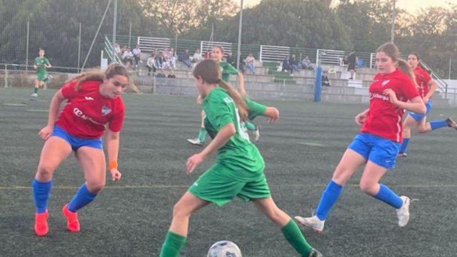 Daniela Muñoz en mitad de un encuentro.