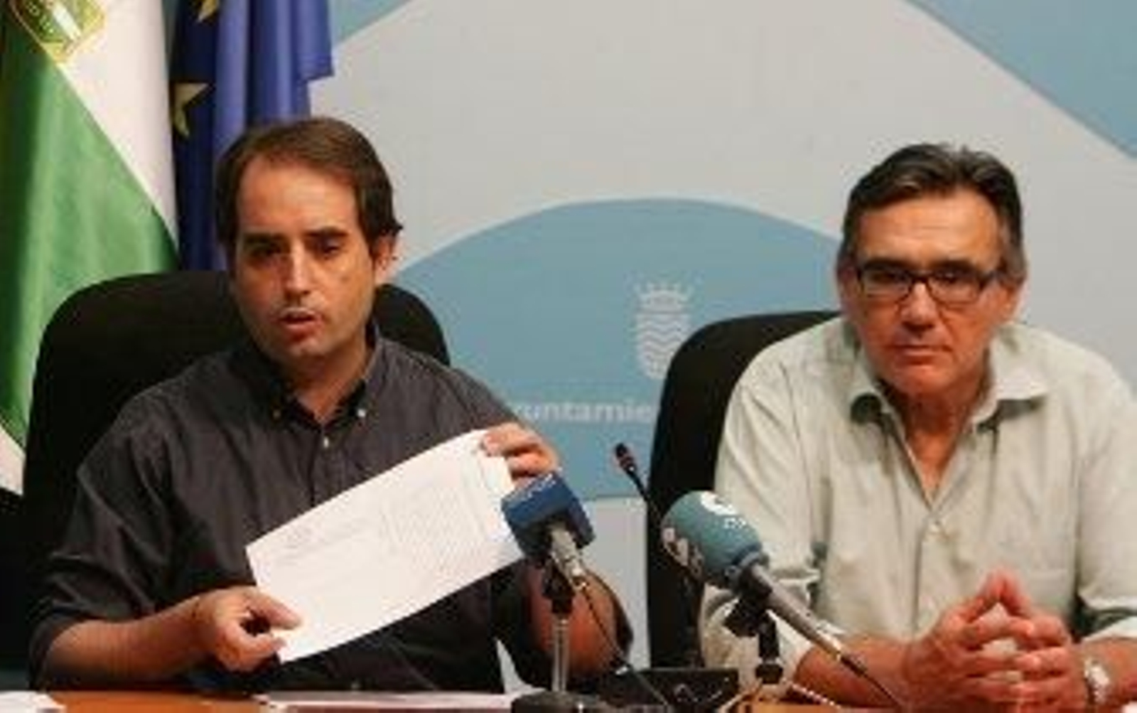 Pacheco hizo funcionarios a 93 trabajadores de forma "ilegal"