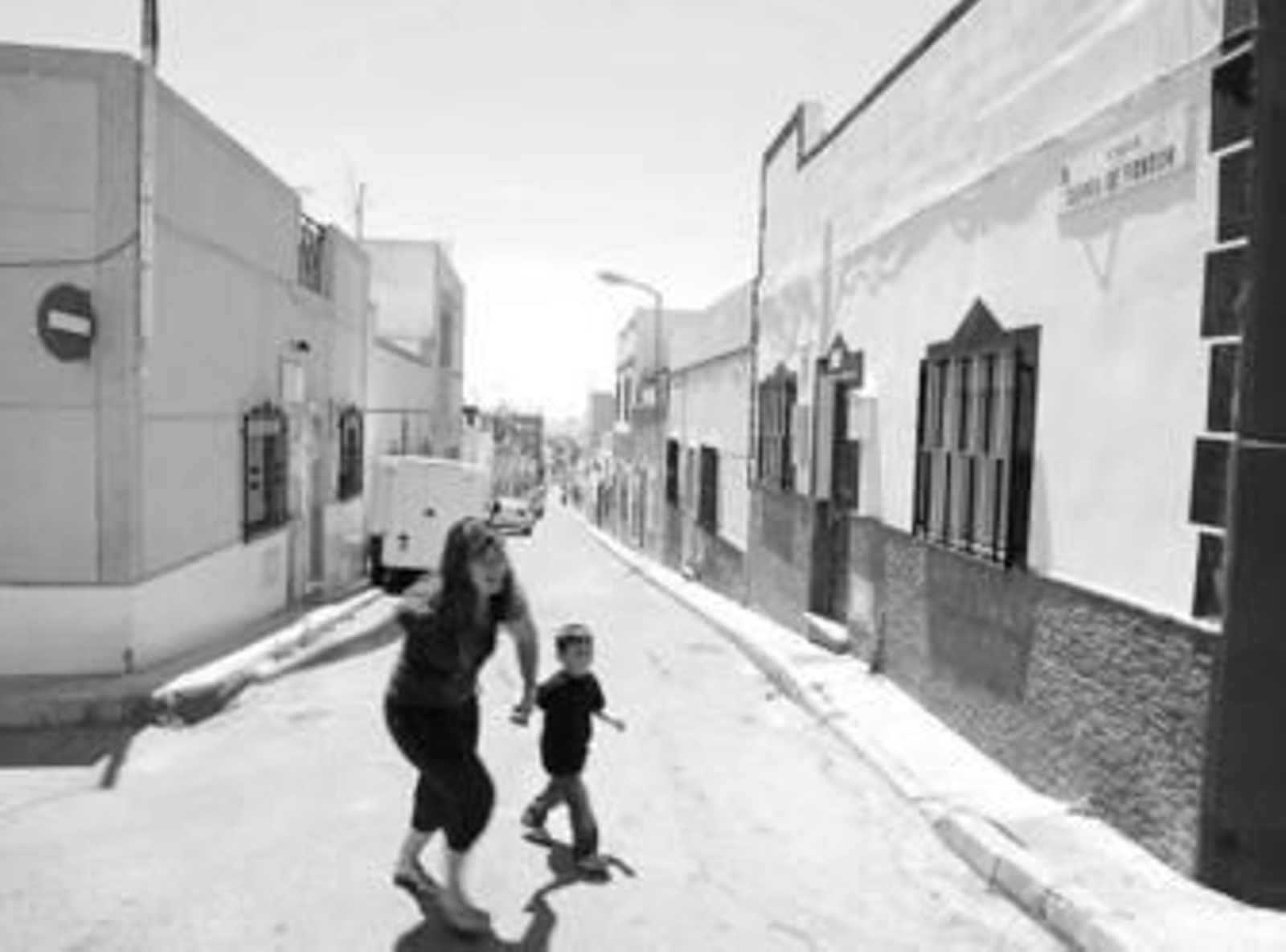 Calle Sierra de Fondón en el barrio de Piedras Redondas.