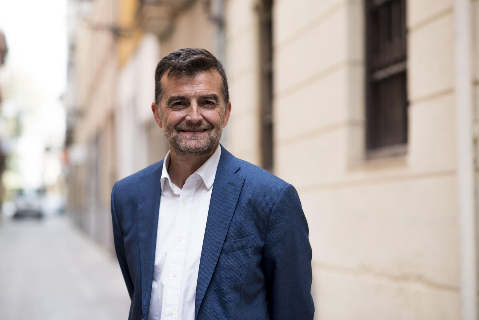Antonio Maíllo posa para la entrevista con Granada Hoy realizada ayer.