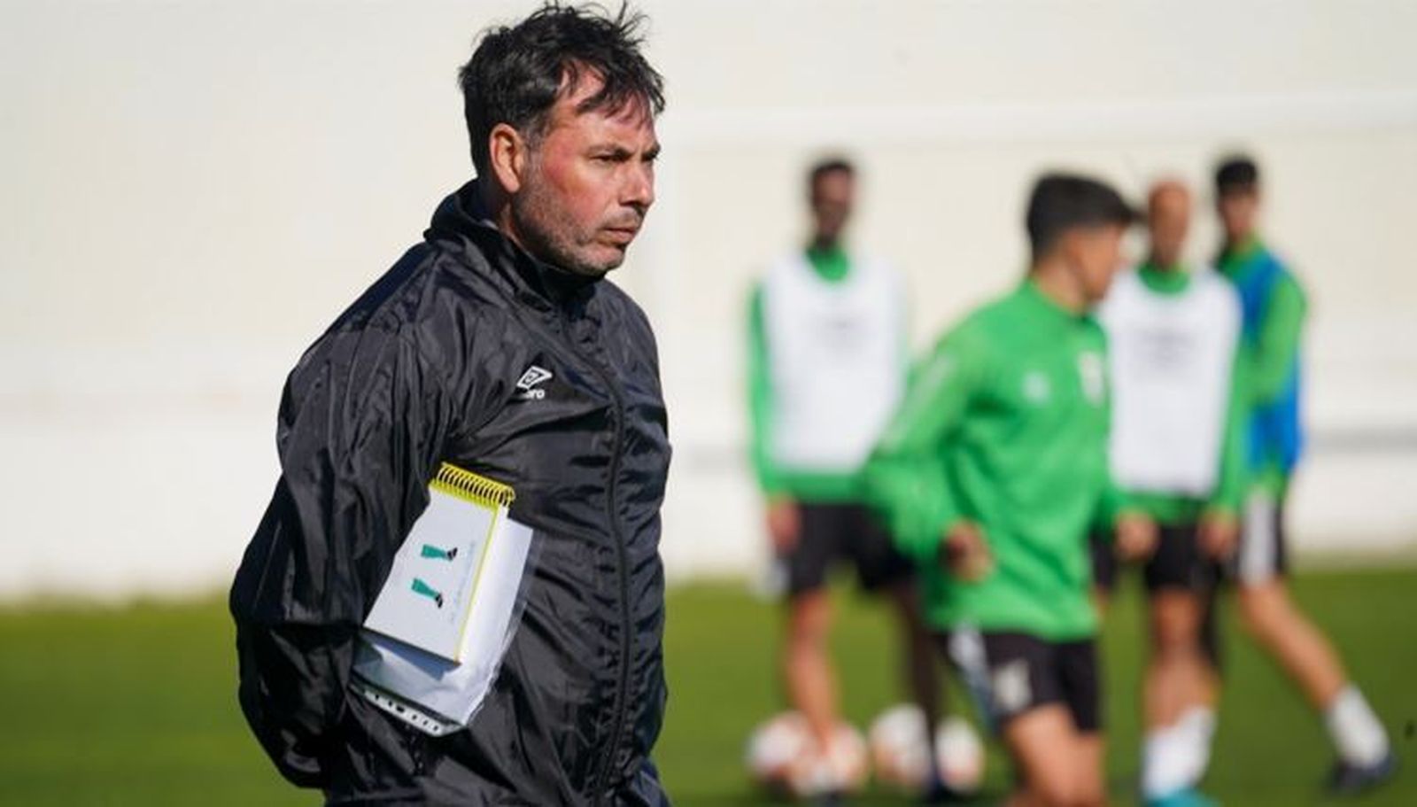 Manolo Sanlúcar, el técnico del Sanluqueño.