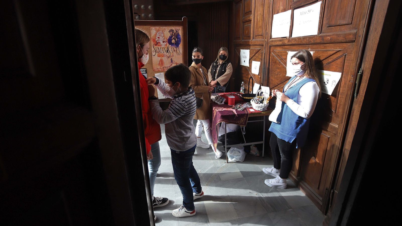 Fotos del Martes Santo en Tarifa: La Salud