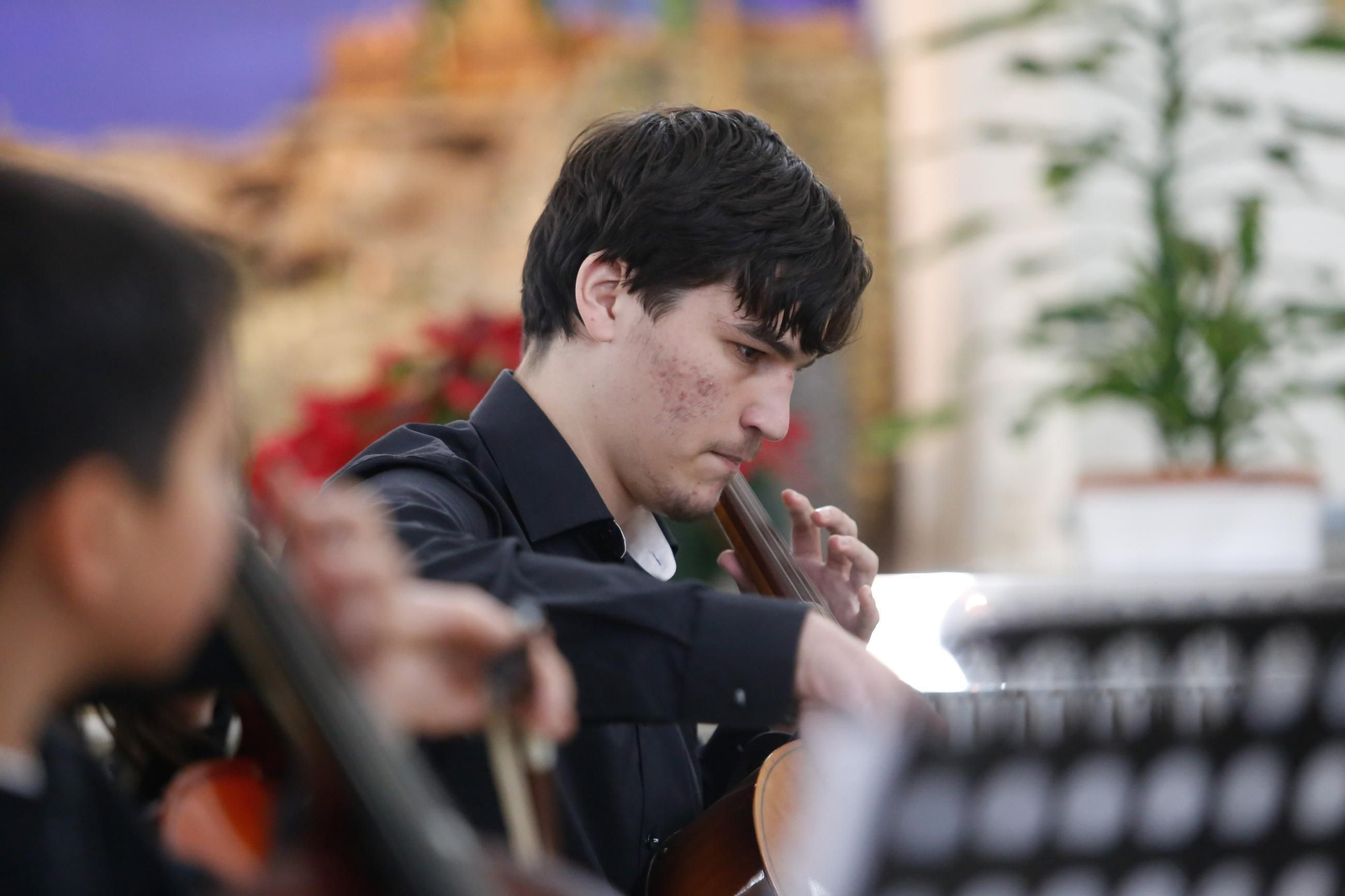 Las fotos del homenaje al padre Pedro por sus 50 años de entrega absoluta a la Piñera