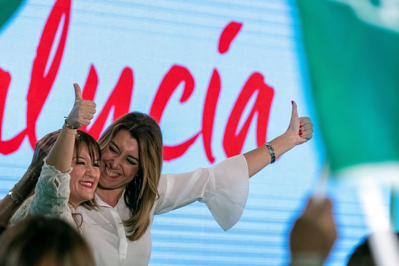 Susana Díaz, con Verónica Pérez.