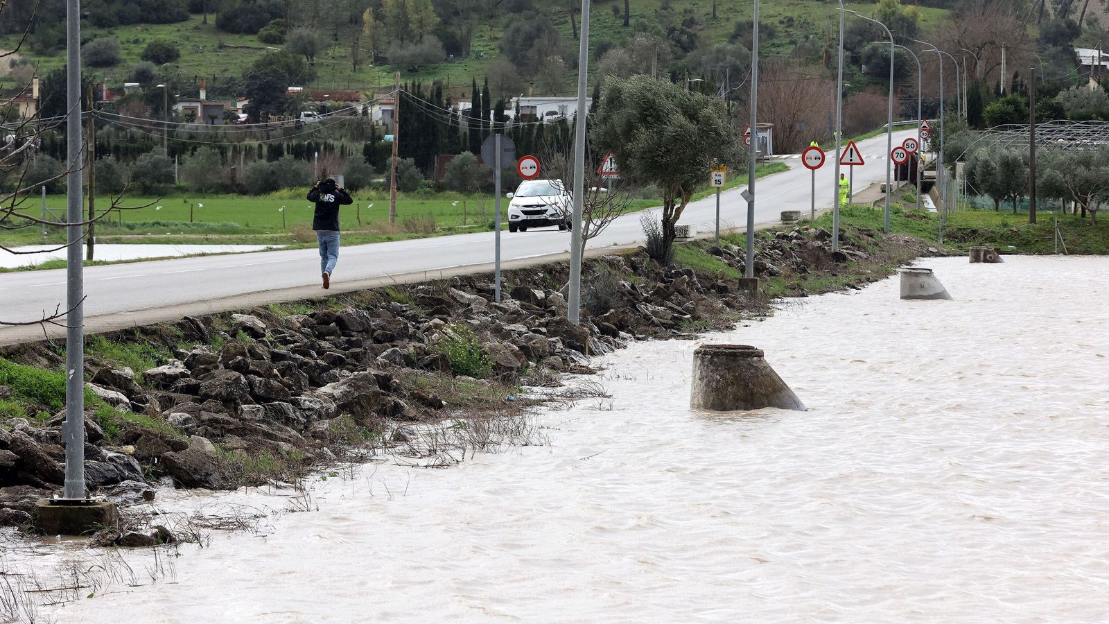 Así afronta la zona rural de Jerez la subida del río Guadalete