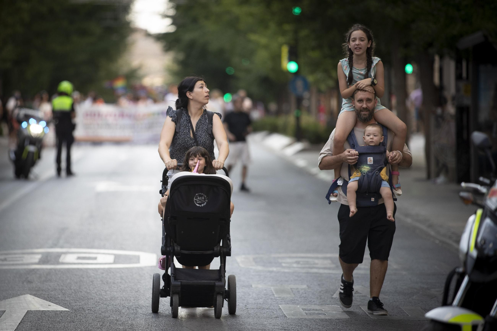 Las mejores imágenes de la manifestación por el Día del Orgullo LGBTIQ+ en Granada