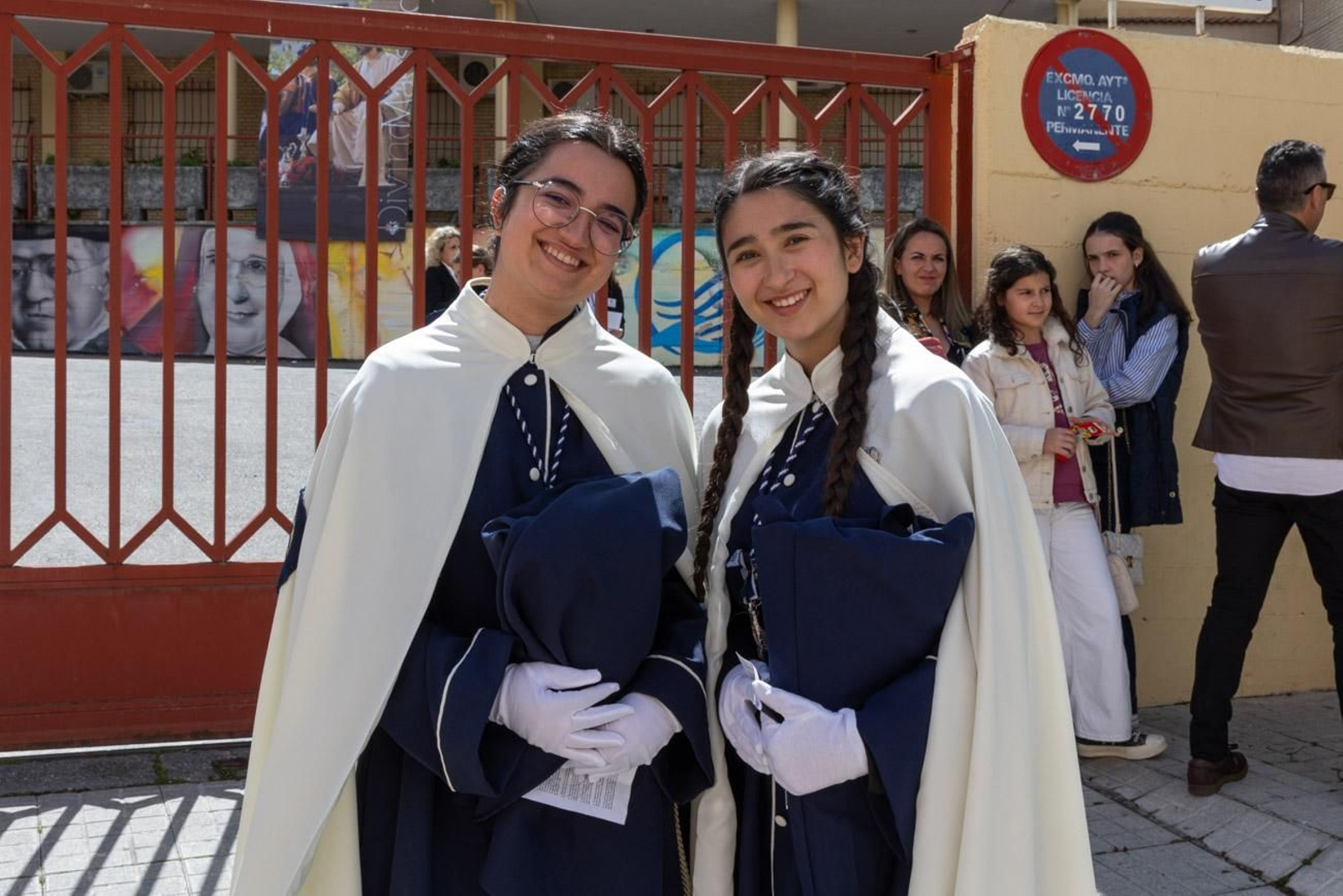 La temida lluvia impide el desarrollo normal de este Martes Santo