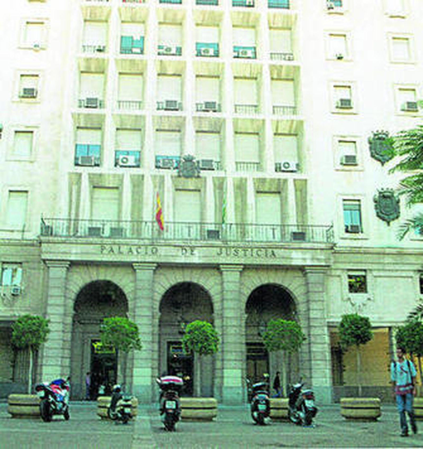 Las actuales instalaciones de la Audiencia de Sevilla, en el Prado de San Sebastián.