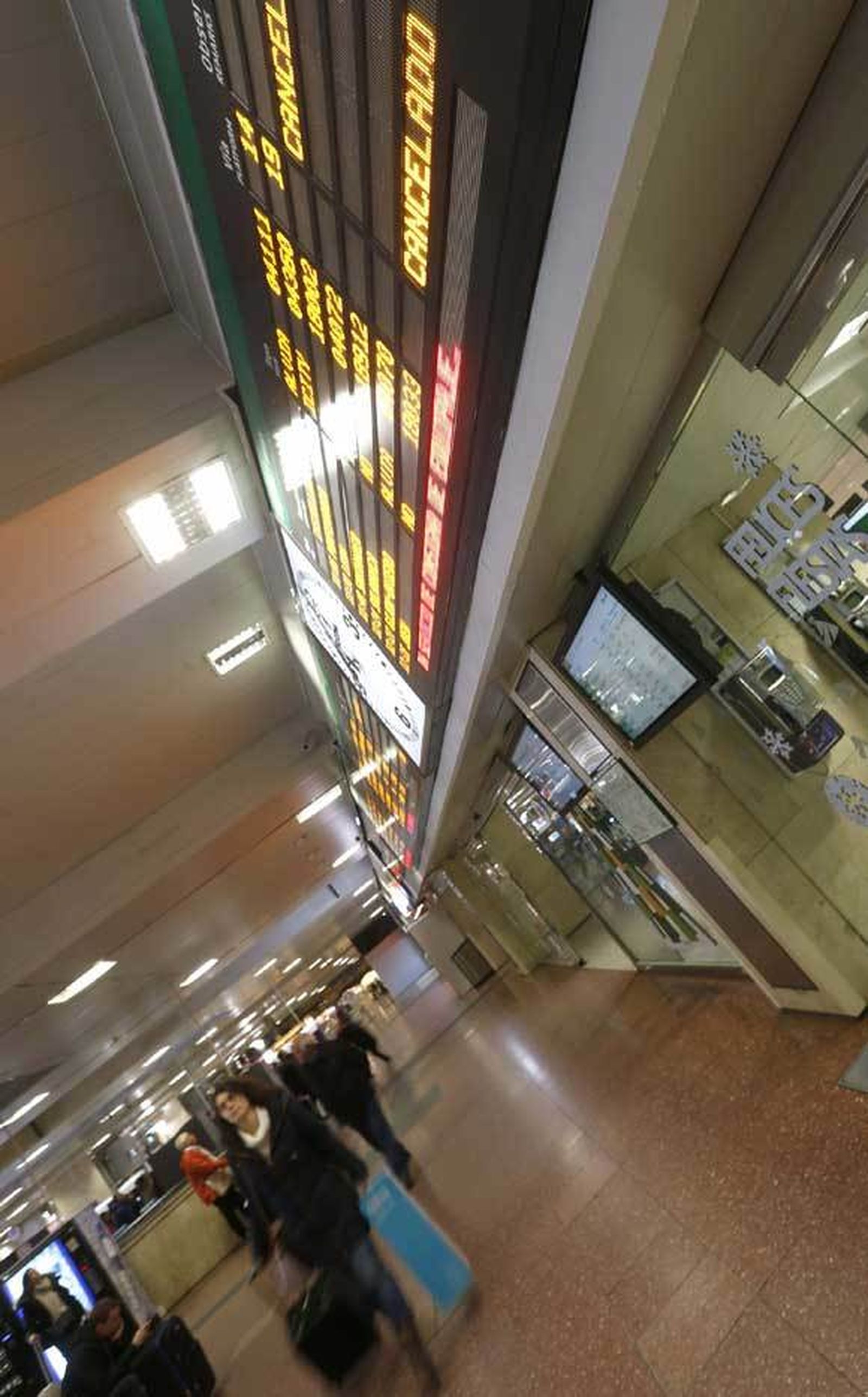 Normalidad en la huelga convocada en Renfe y Adif