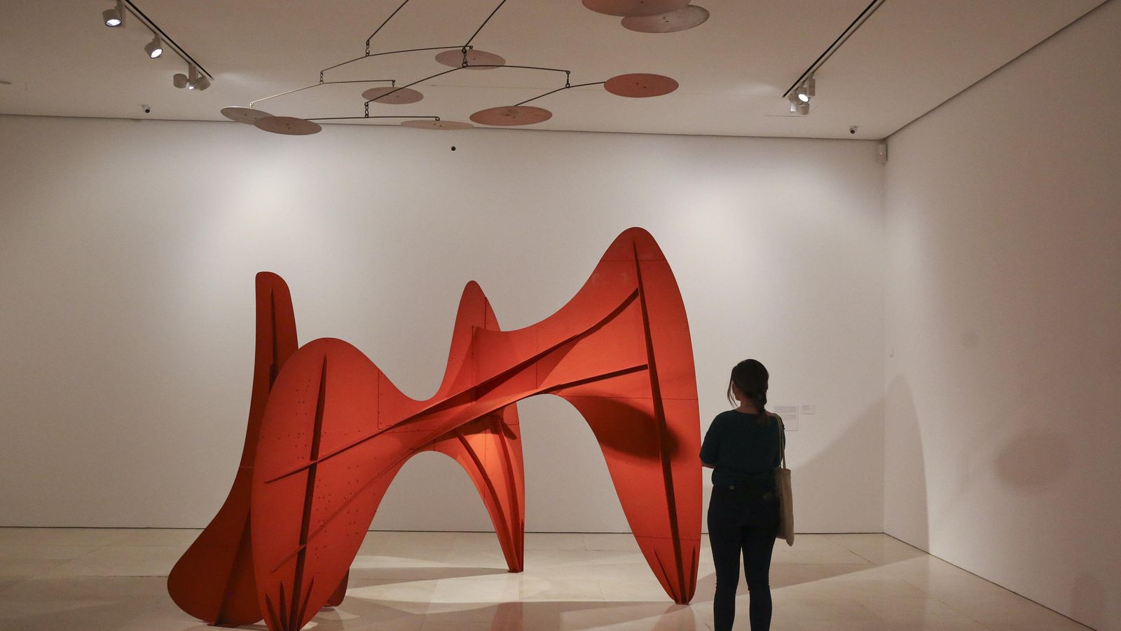 Esculturas de Alexander Calder, en la muestra temporal del Museo Picasso 'Calder-Picasso'. Esculturas de Alexander Calder, en la muestra temporal del Museo Picasso 'Calder-Picasso'.