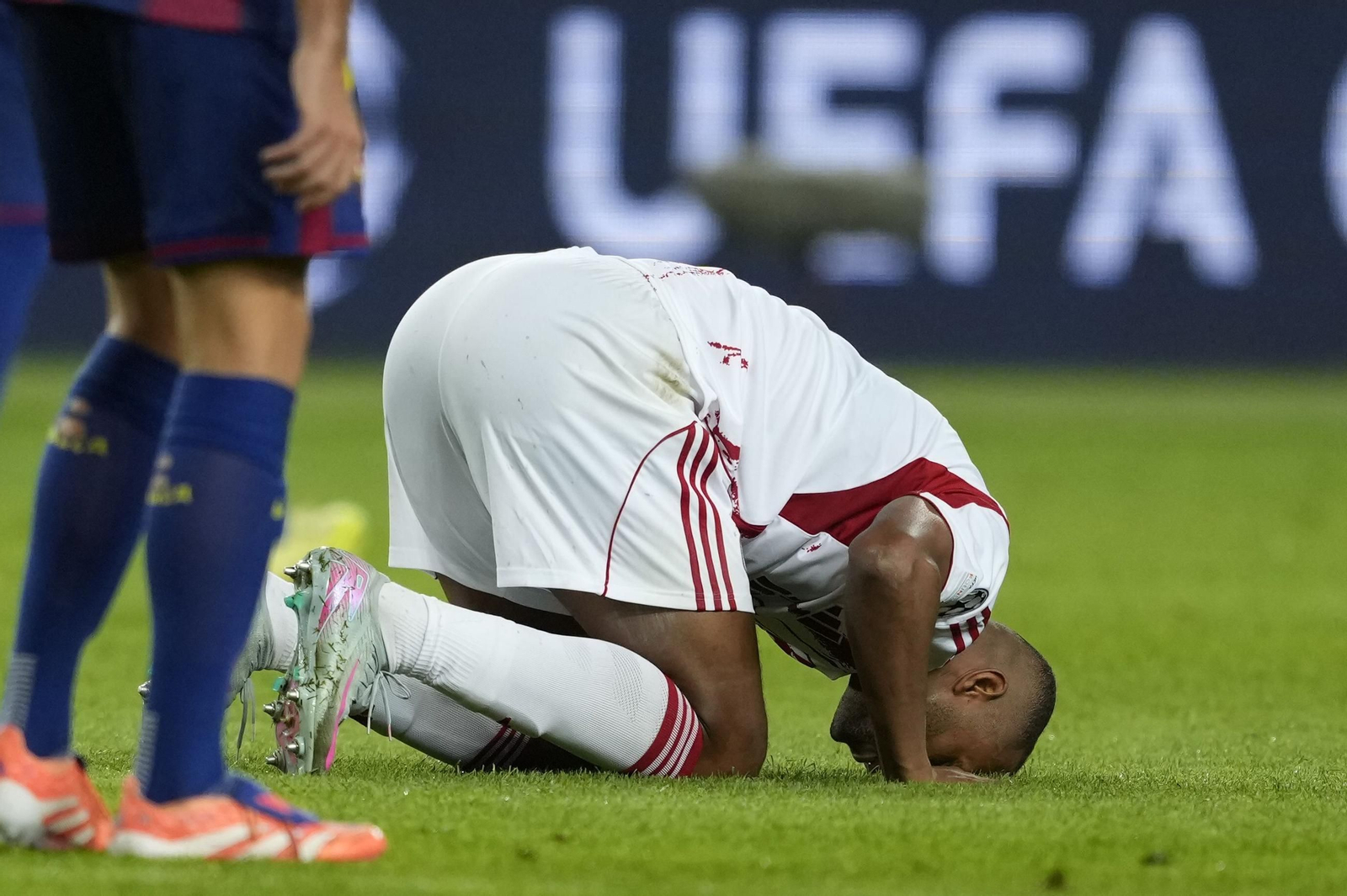 Las fotos del Barcelona-Olympiacos