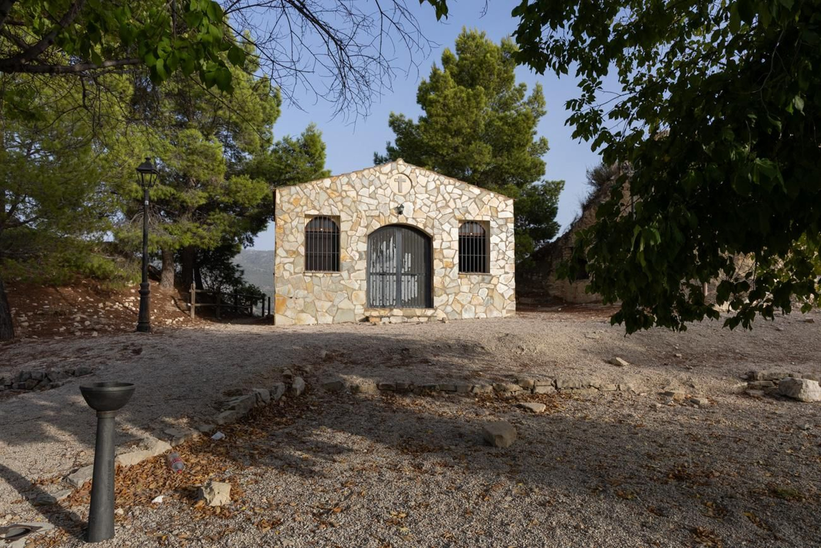 Estado de abandono del parque del Cerro de las Canteras