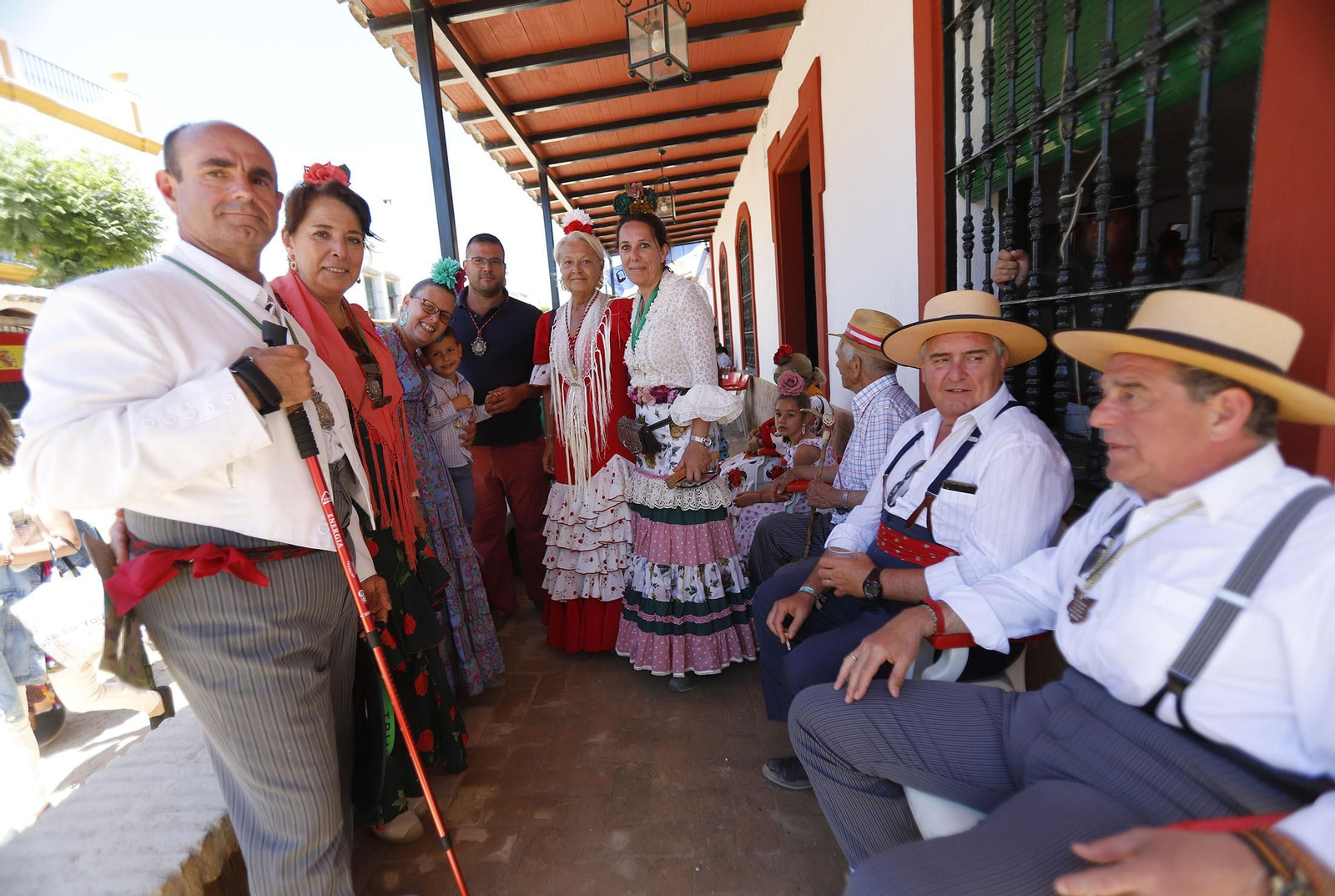 Ambiente en la aldea del Rocío en la jornada del sábado
