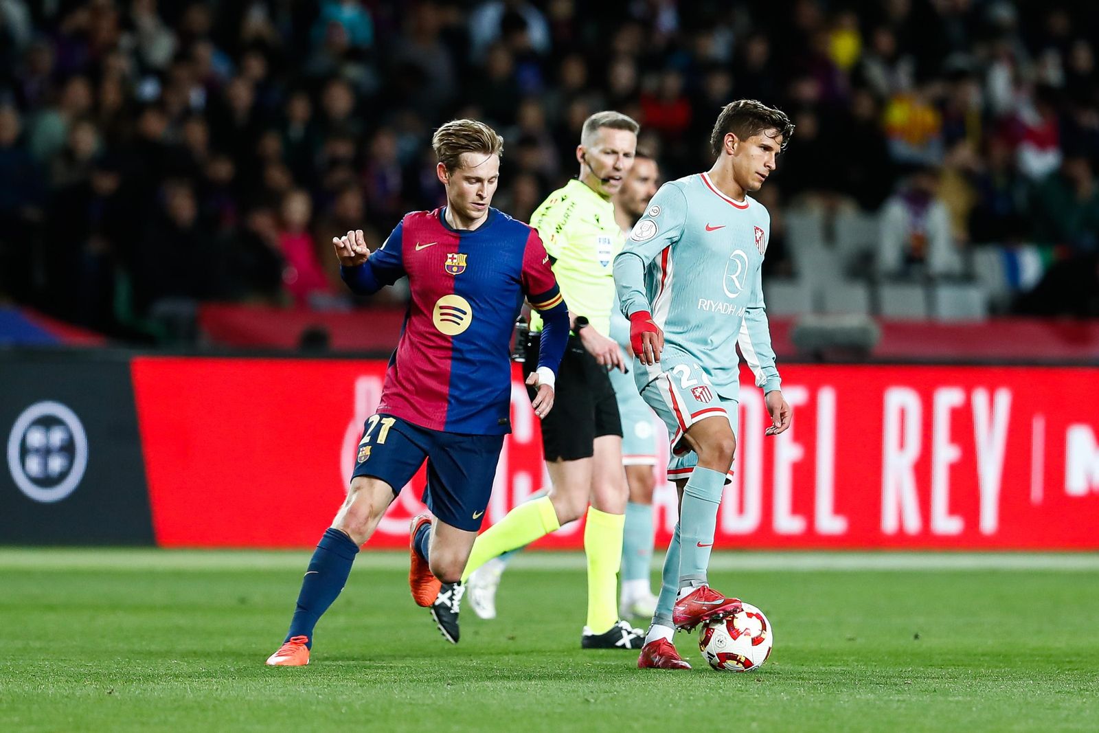 Las fotos del espectacular Barcelona - Atlético de Madrid