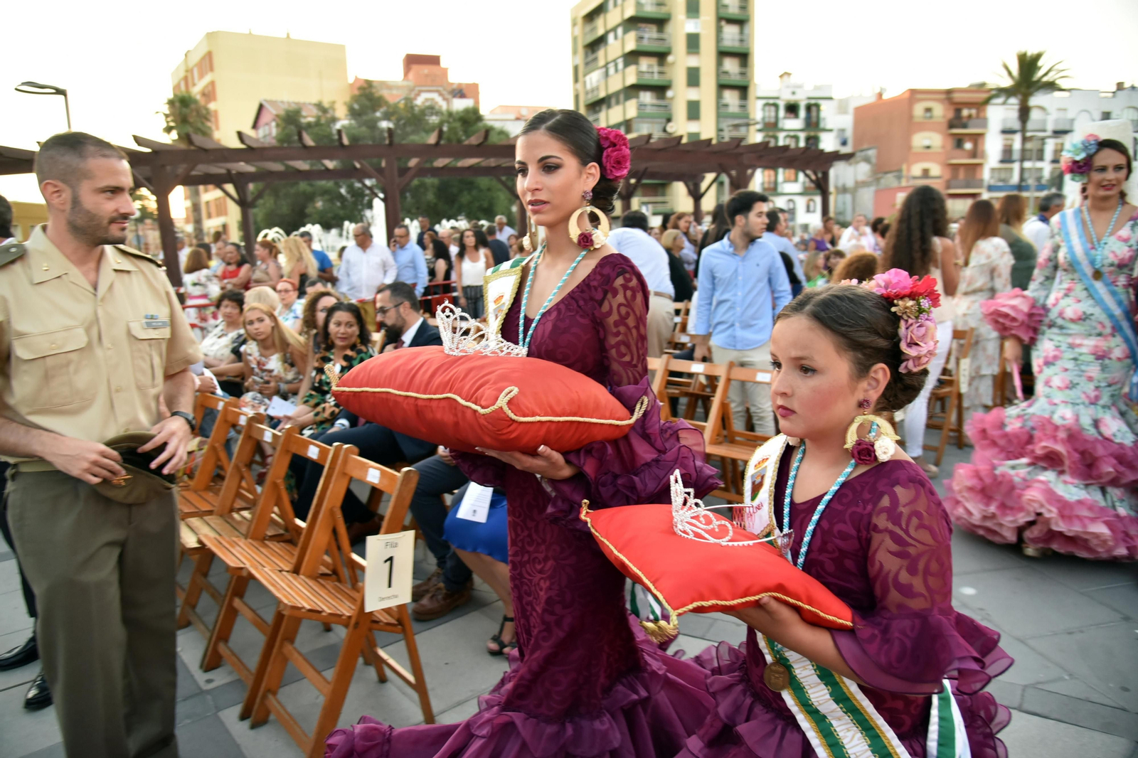 Imágenes del acto de coronación en La Línea