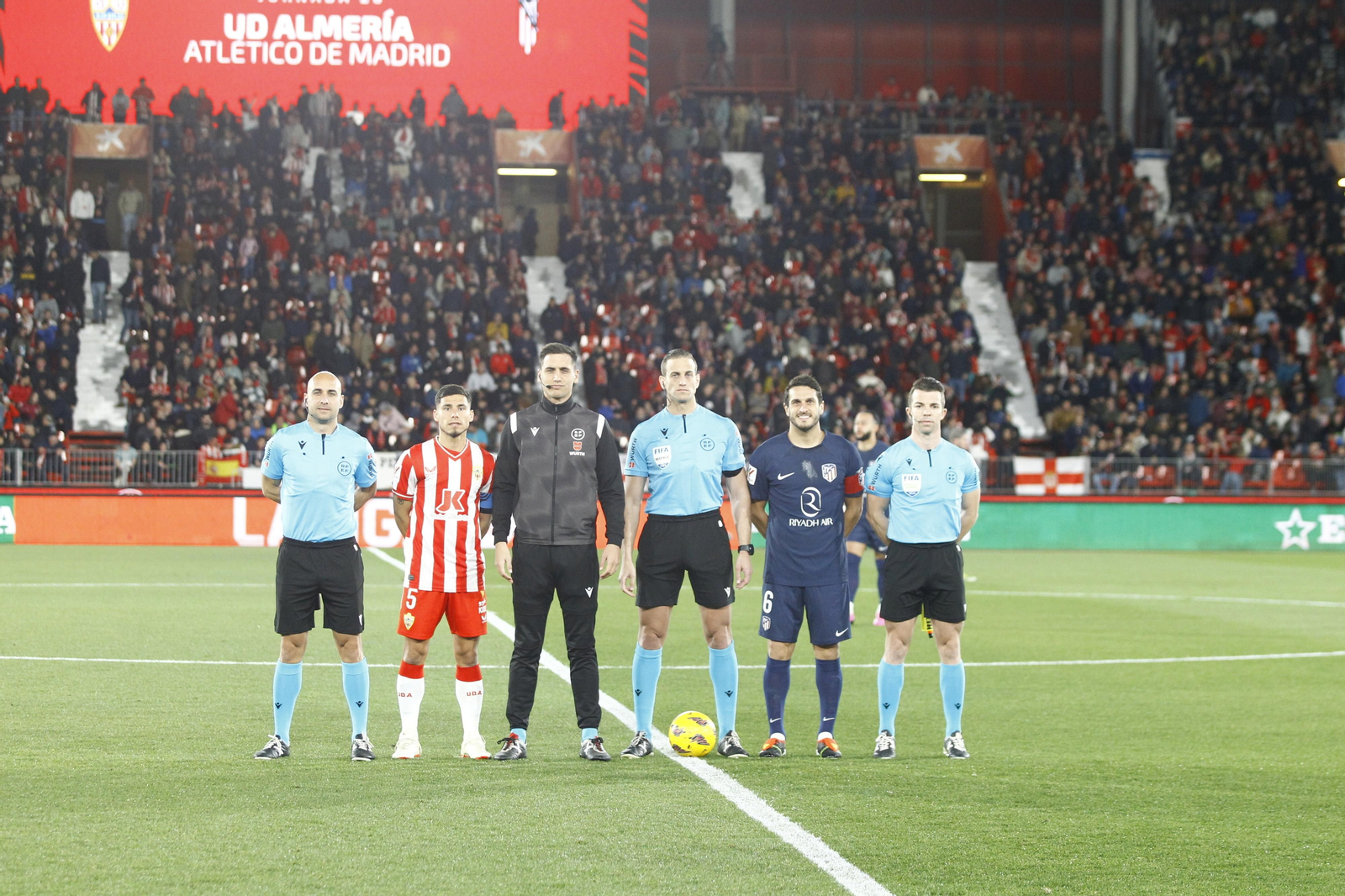 Las mejores imágenes del partido U.D. Almería-Atlético de Madrid