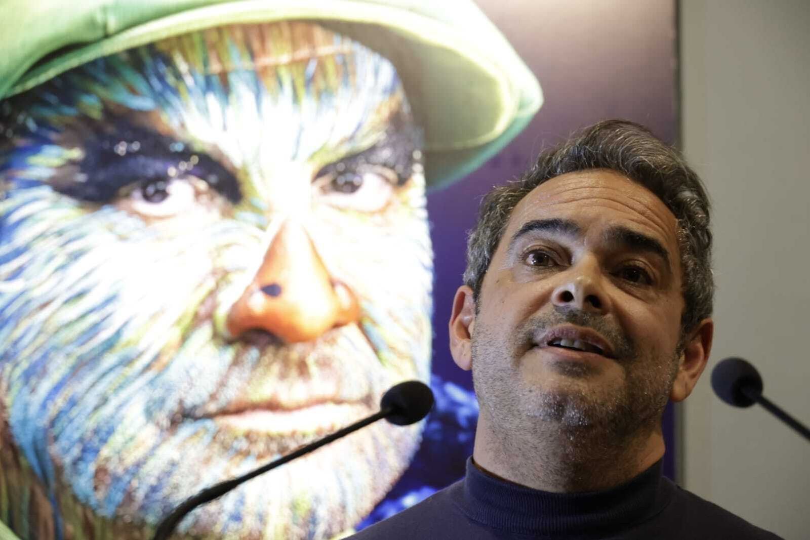 La exposición 'Carnaval de Improviso. Retratos urgentes: la trastienda del COAC', en imágenes