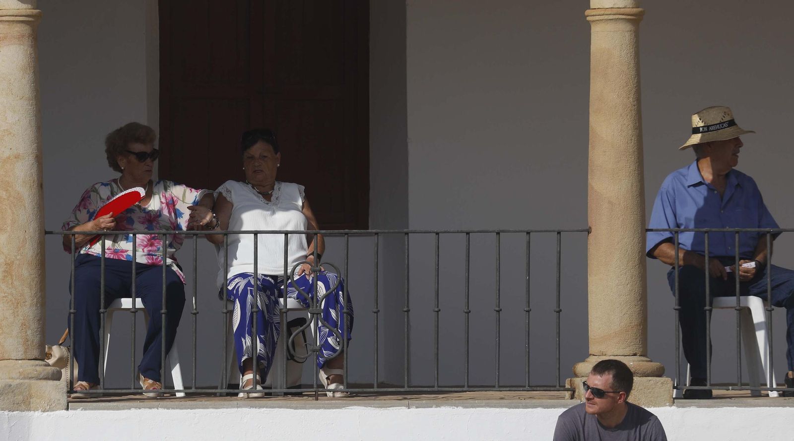Búscate durante la corrida del sábado en la Feria Real de San Roque 2024