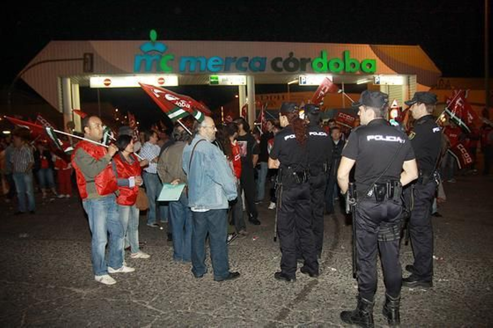 Foto: Óscar Barrionuevo, Rafael A. Butelo, Alguacil