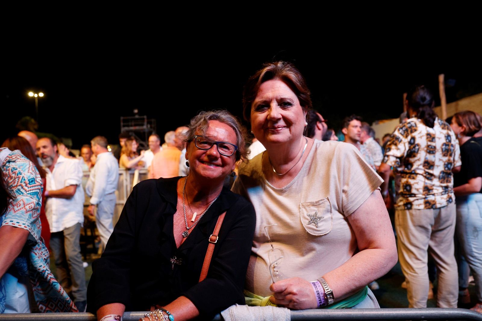 Búscate en el concierto  "80's leyends" en Bahía Sound.