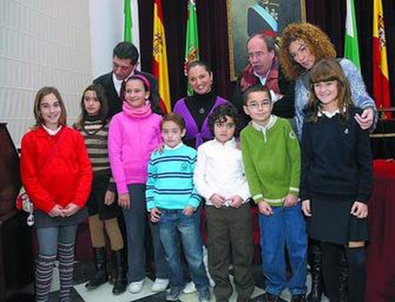 Los galardonados, ayer en el Palacio Provincial de Cádiz.