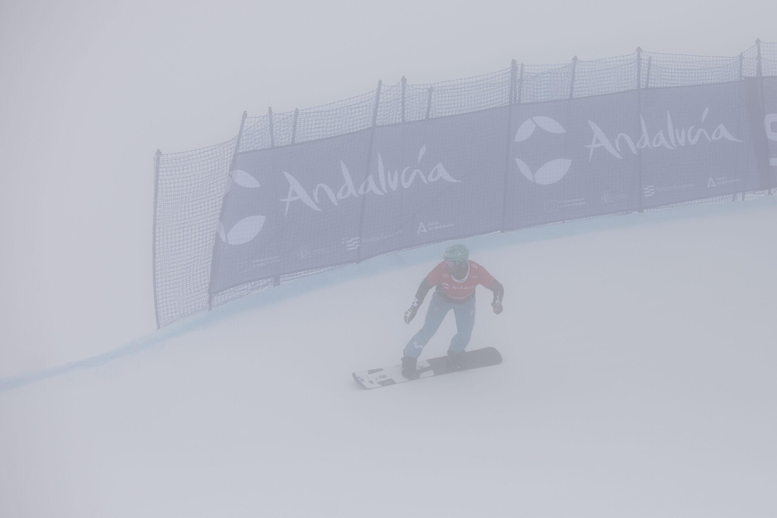 Las mejores imágenes de la segunda jornada de la Copa del Mundo de Snow en Sierra Nevada