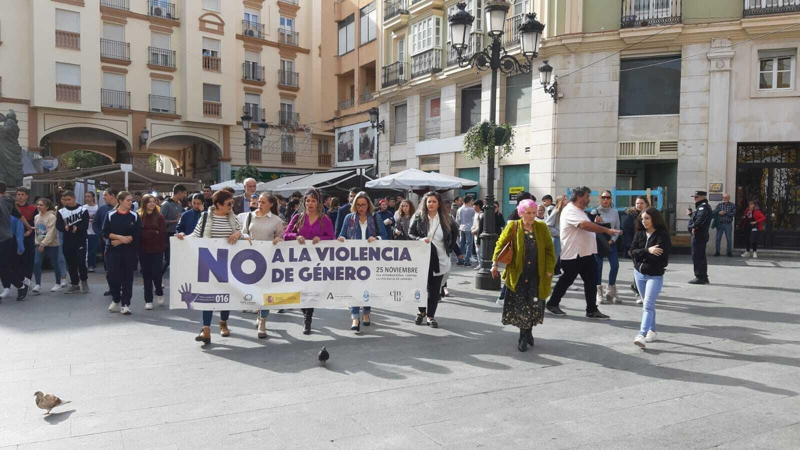 Marcha contra la violencia de género en La Línea.