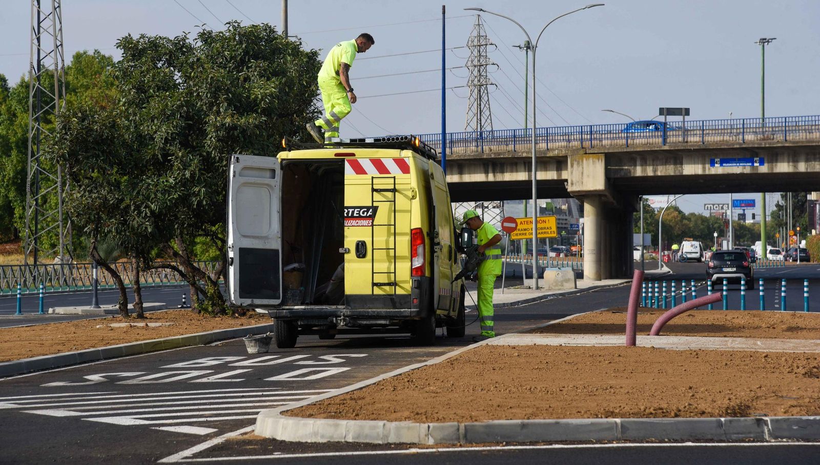 Fotografías de las obras en Sevilla Este por el tranvibús